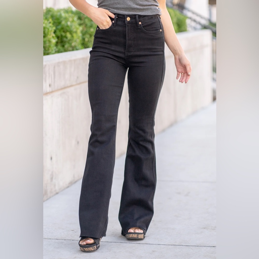 Judy Blue Flare Jeans